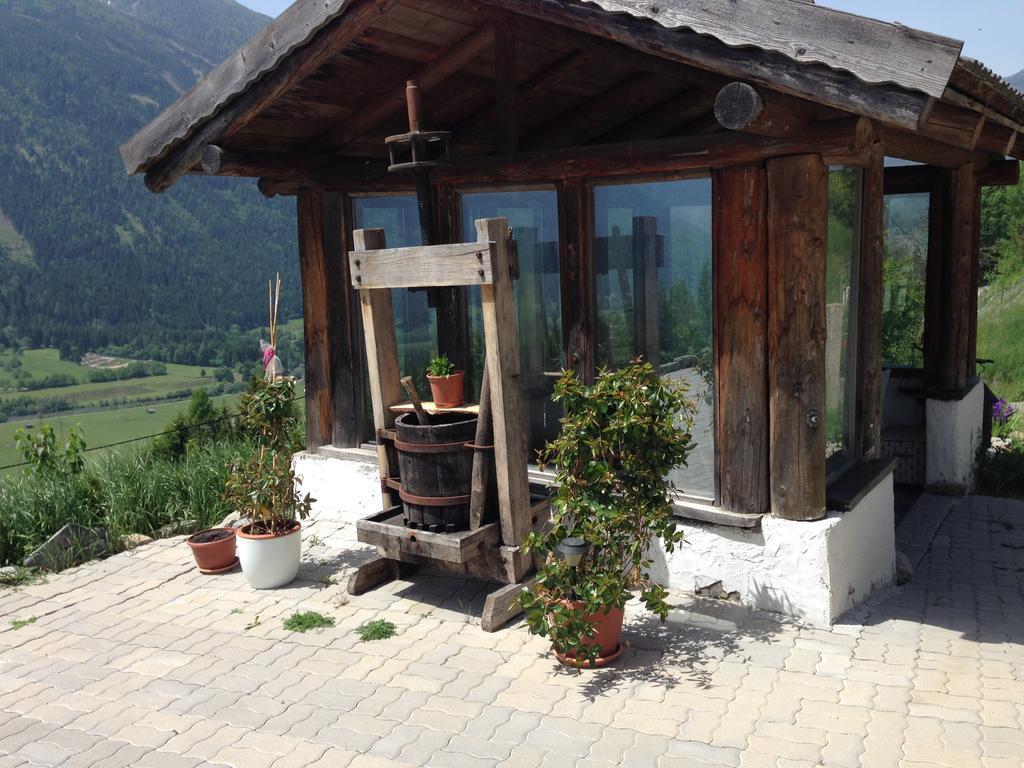 Panoramahof Holly Hotell Obervellach Rom bilde
